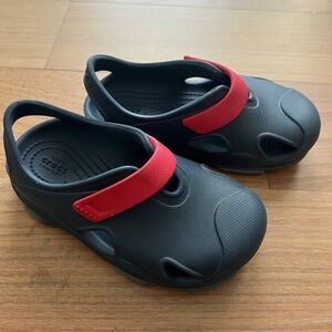 Crocs Navy All Terrain Fisherman Clogs Toddler size 10